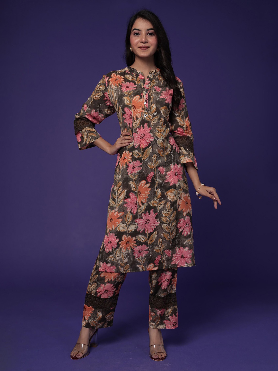 

ZARI Floral Printed Mandarin Collar Longline Tunic With Trousers, Green