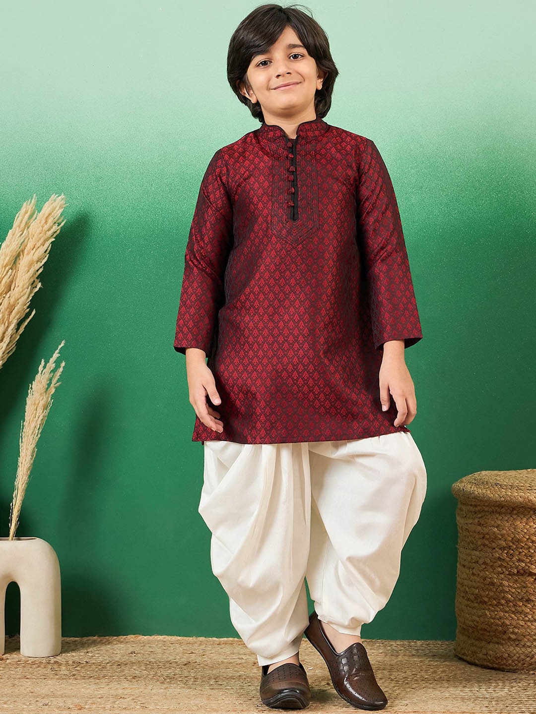 

Sangria Boys Woven Design Straight Kurta, Maroon