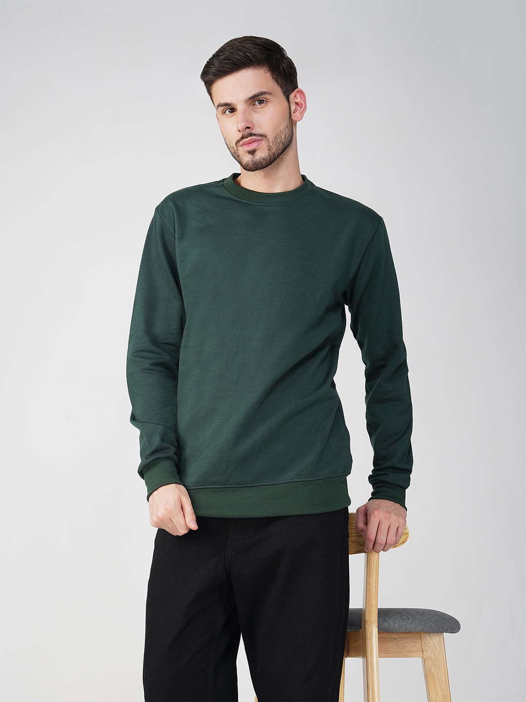 

The Roadster Lifestyle Co. Men Solid Round Neck Cotton Pullover Sweatshirt, Green