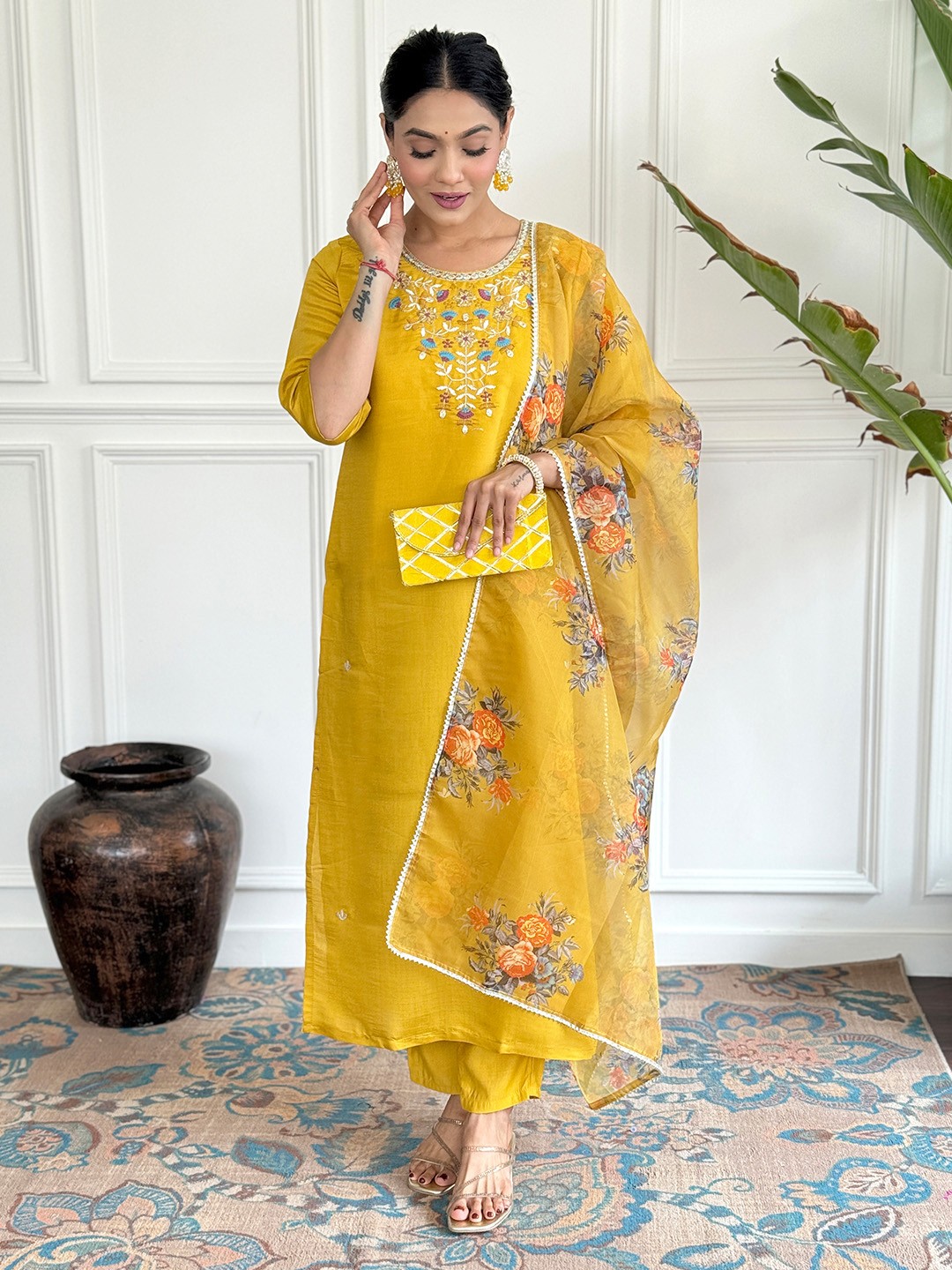 

Lilots Women Ethnic Motifs Embroidered Regular Thread Work Kurta with Trousers & With Dupatta, Mustard