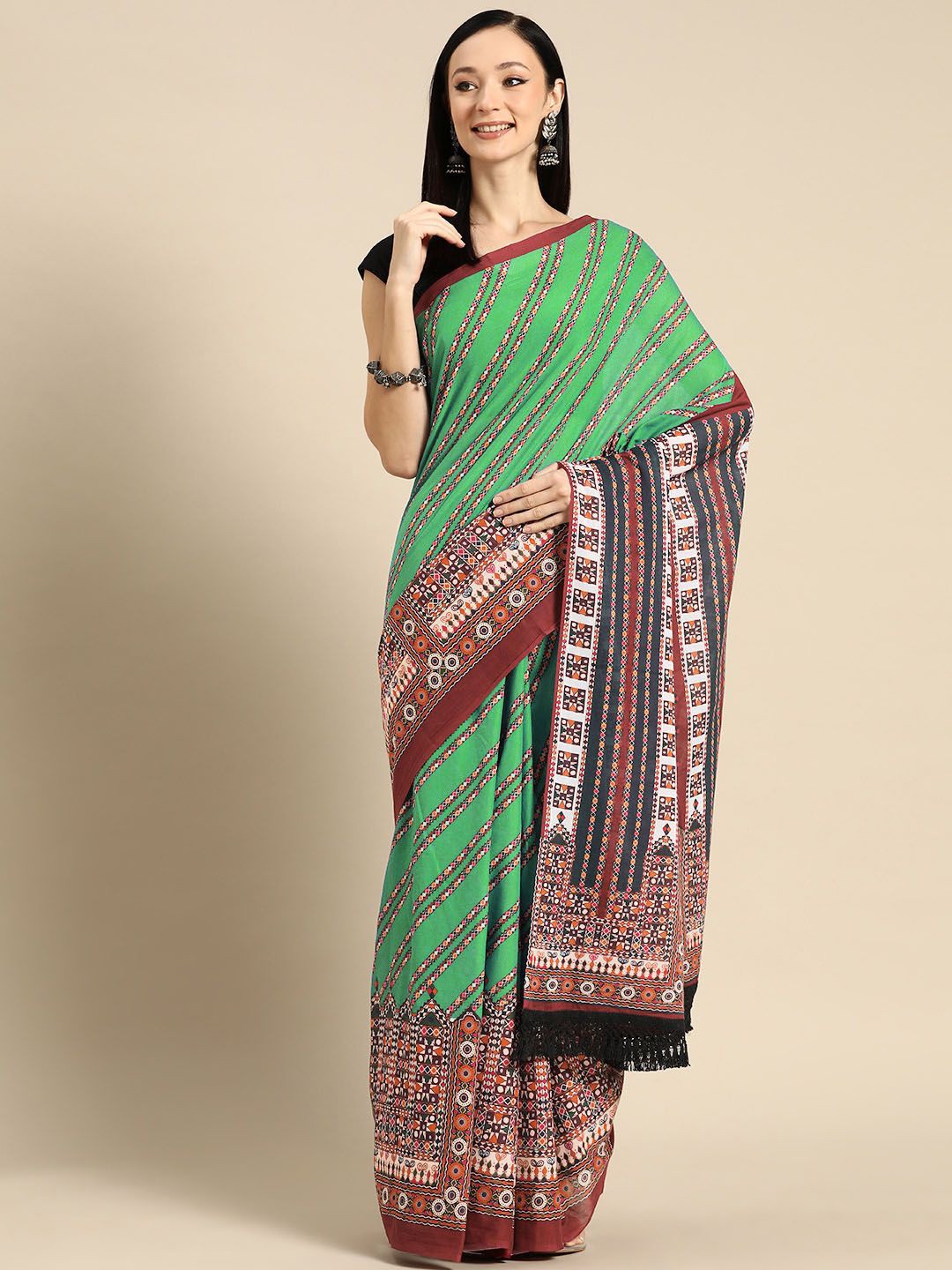 

BUTA BUTI Women Cotton Geometric Printed Saree, Green