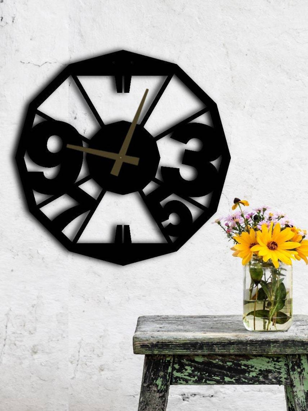 

QEZNEF Black Black Contemporary Analogue Wooden Wall Clock