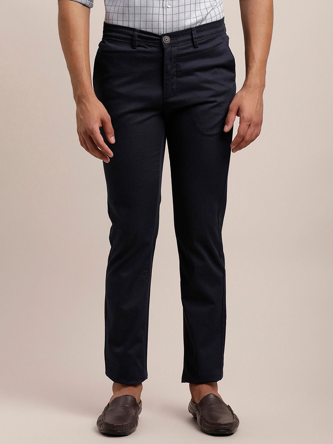 

Turtle Men Printed Relaxed Tapered Fit Chinos Trousers, Navy blue