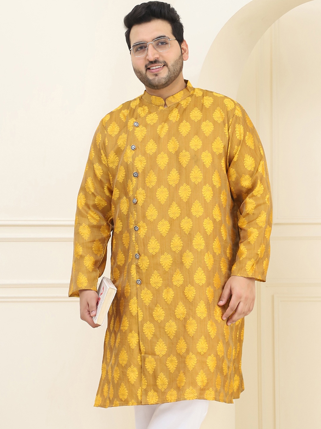 

SOJANYA Plus Ethnic Motifs Printed Mandarin Collar Long Sleeves Cotton Silk Straight Kurta, Mustard