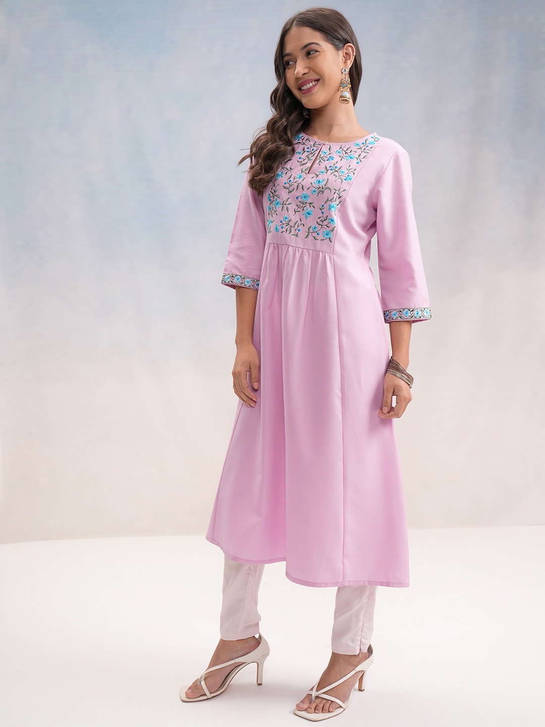 

Vishudh Floral Embroidered A-Line Kurta, Pink