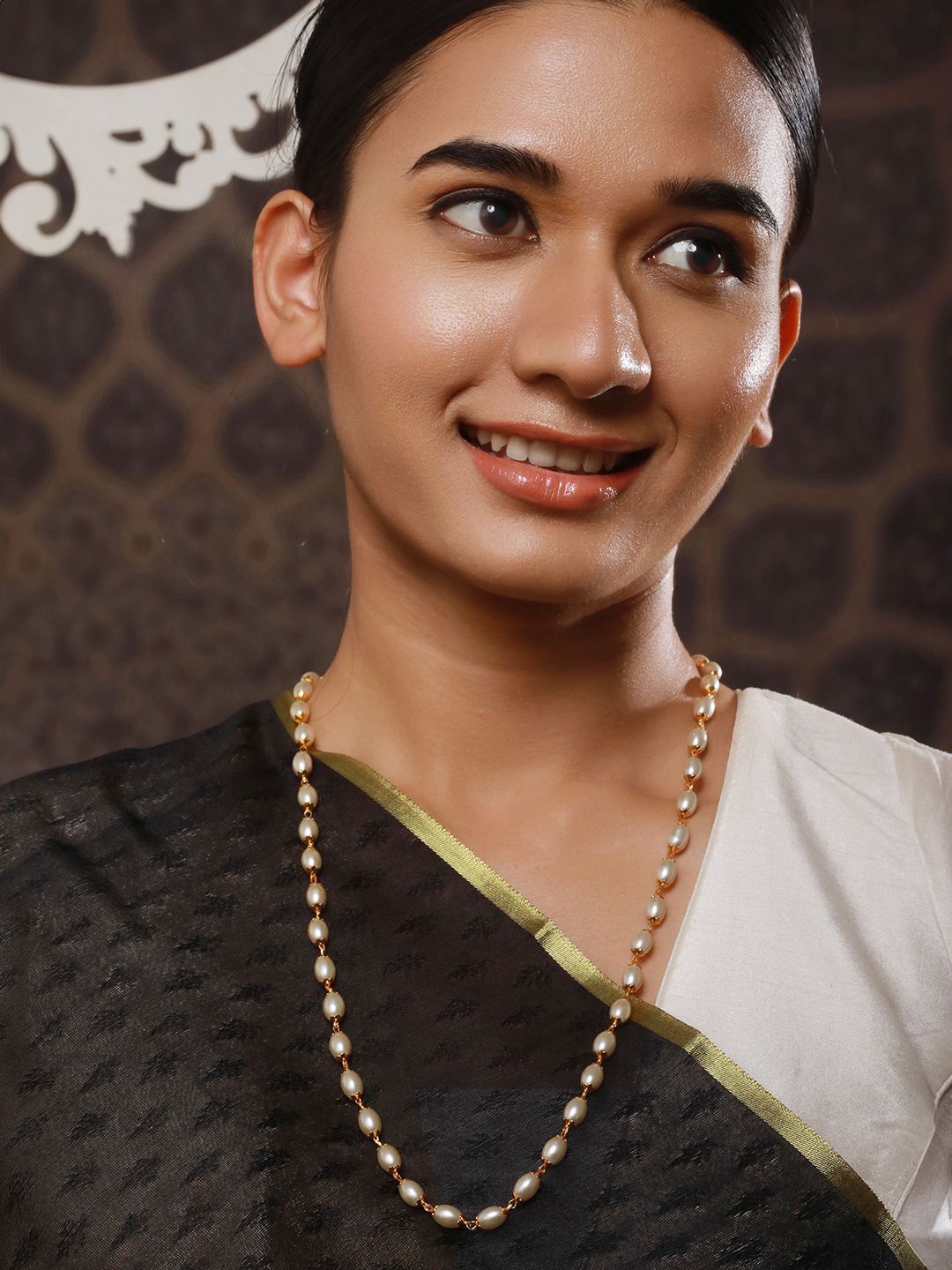 

Jazz and Sizzle Brass Gold-Plated Pearls Beaded Necklace