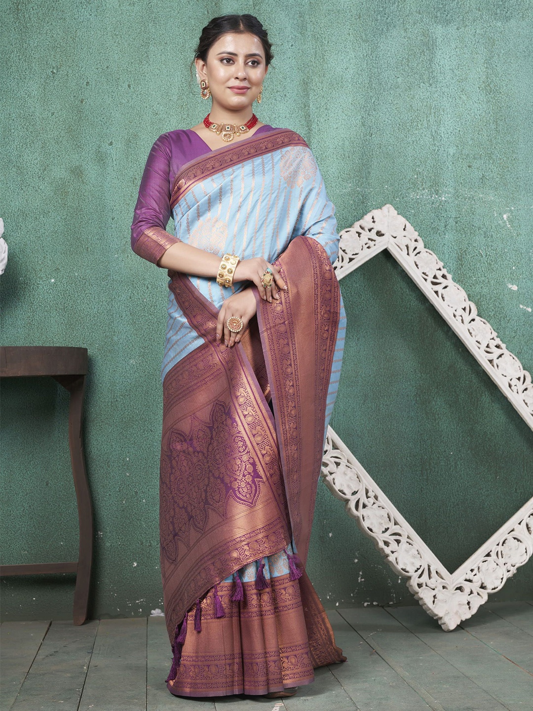 

KAYOMMI Ethnic Motifs Zari Kanjeevaram Saree, Turquoise blue