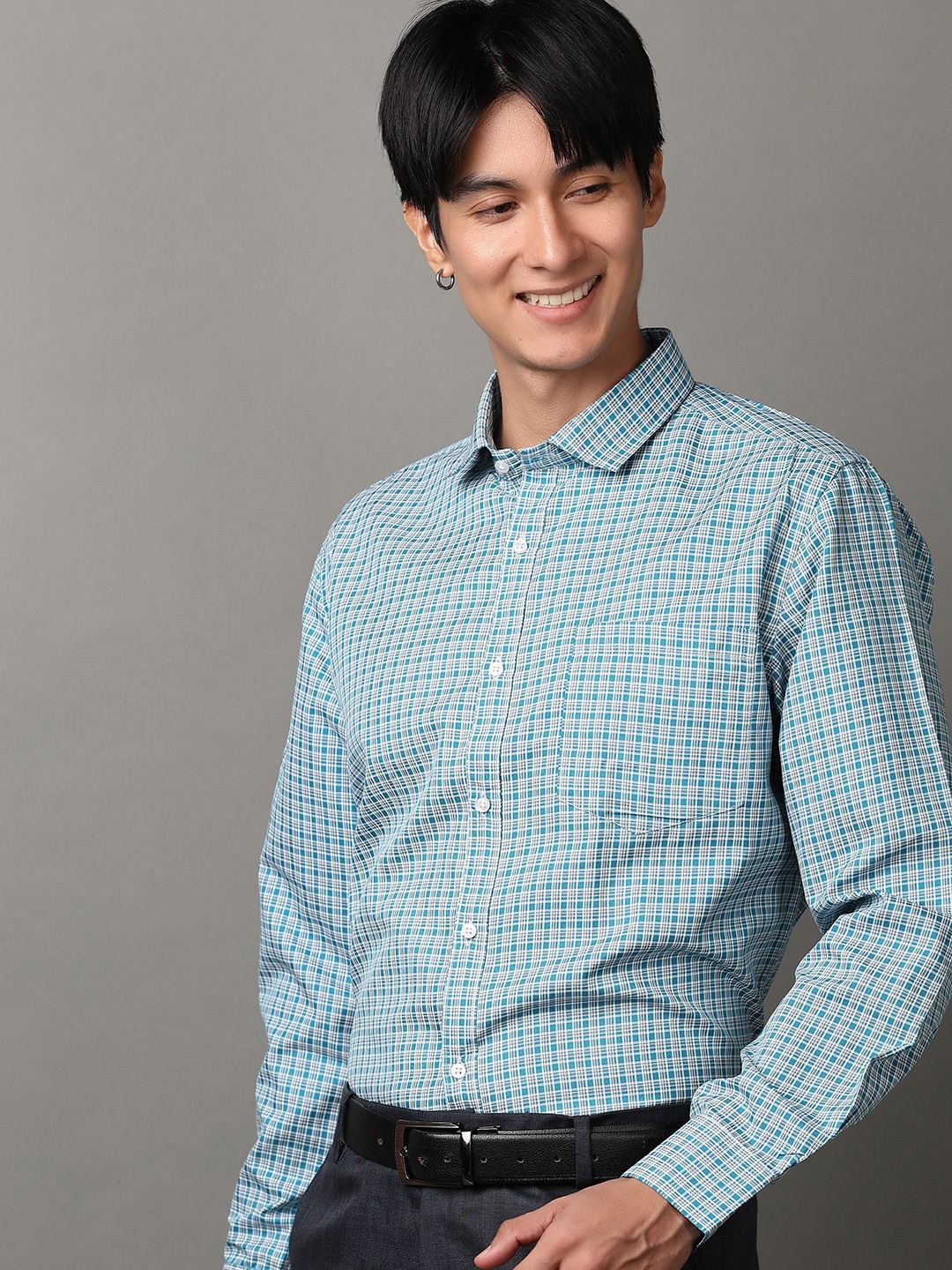 

V-Mart Men Classic Spread Collar Micro Checked Cotton Formal Shirt, Sea green