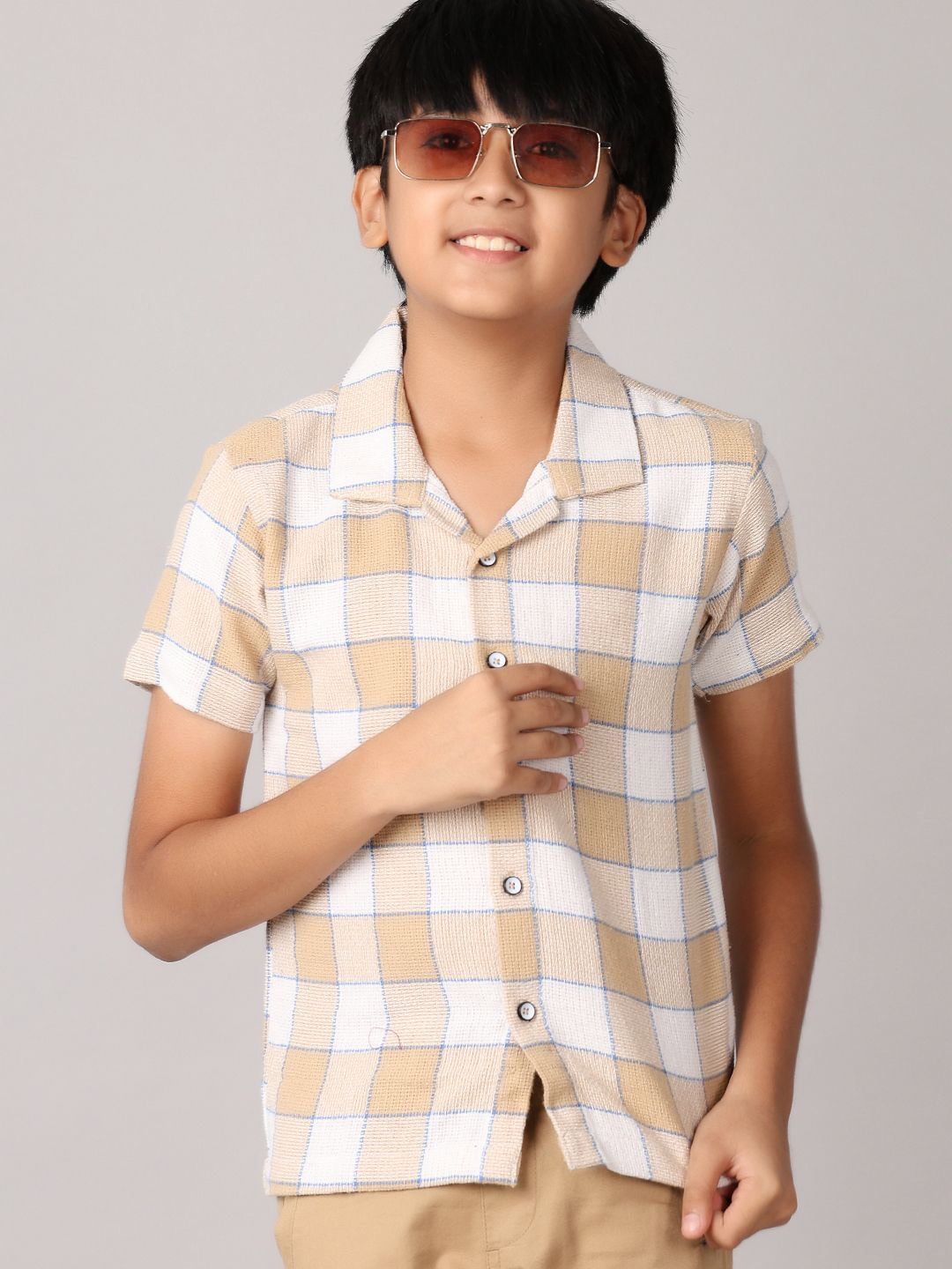 

V-Mart Boys Classic Opaque Checked Casual Shirt, Beige
