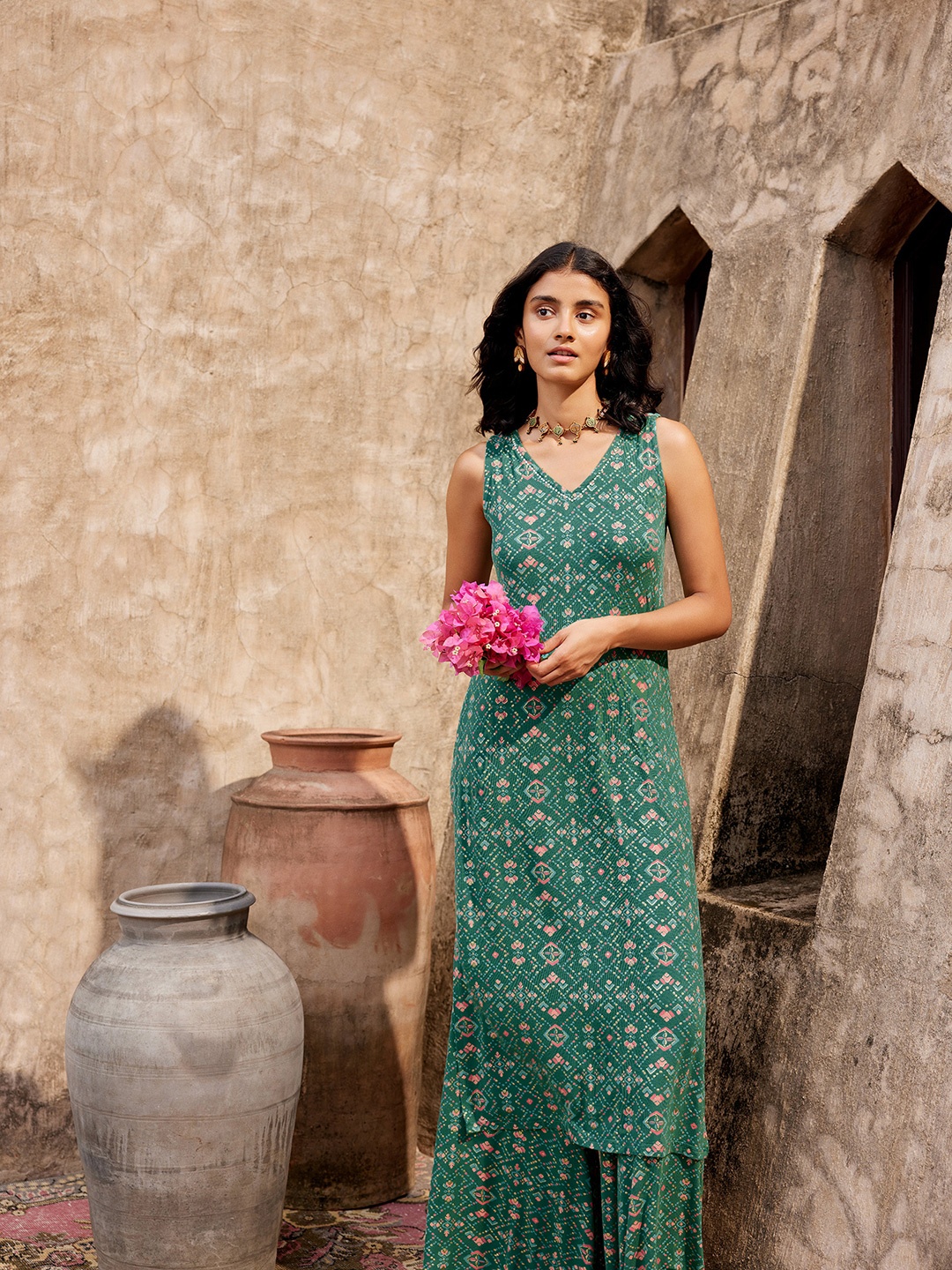 

Global Desi Ethnic Motifs Printed V-Neck Straight Kurta with Palazzo, Green