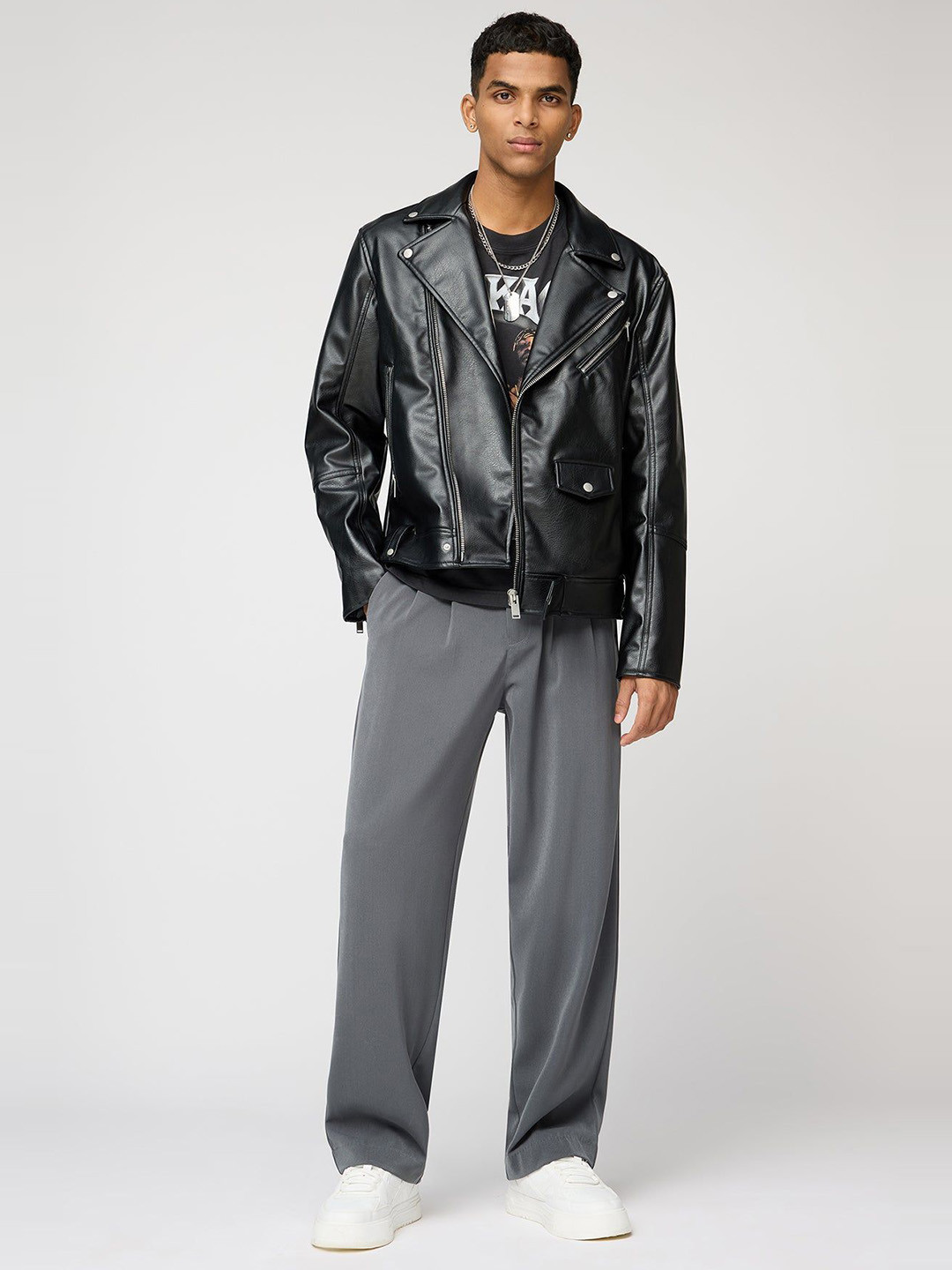 

FREAKINS Charcoal Men's Pleated Korean Pants, Grey