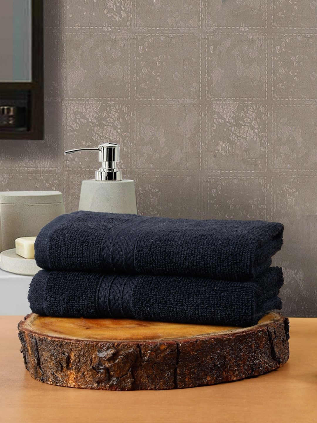 

Creeva Classic Navy-Blue 2 Pieces 545 GSM Cotton Hand Towel