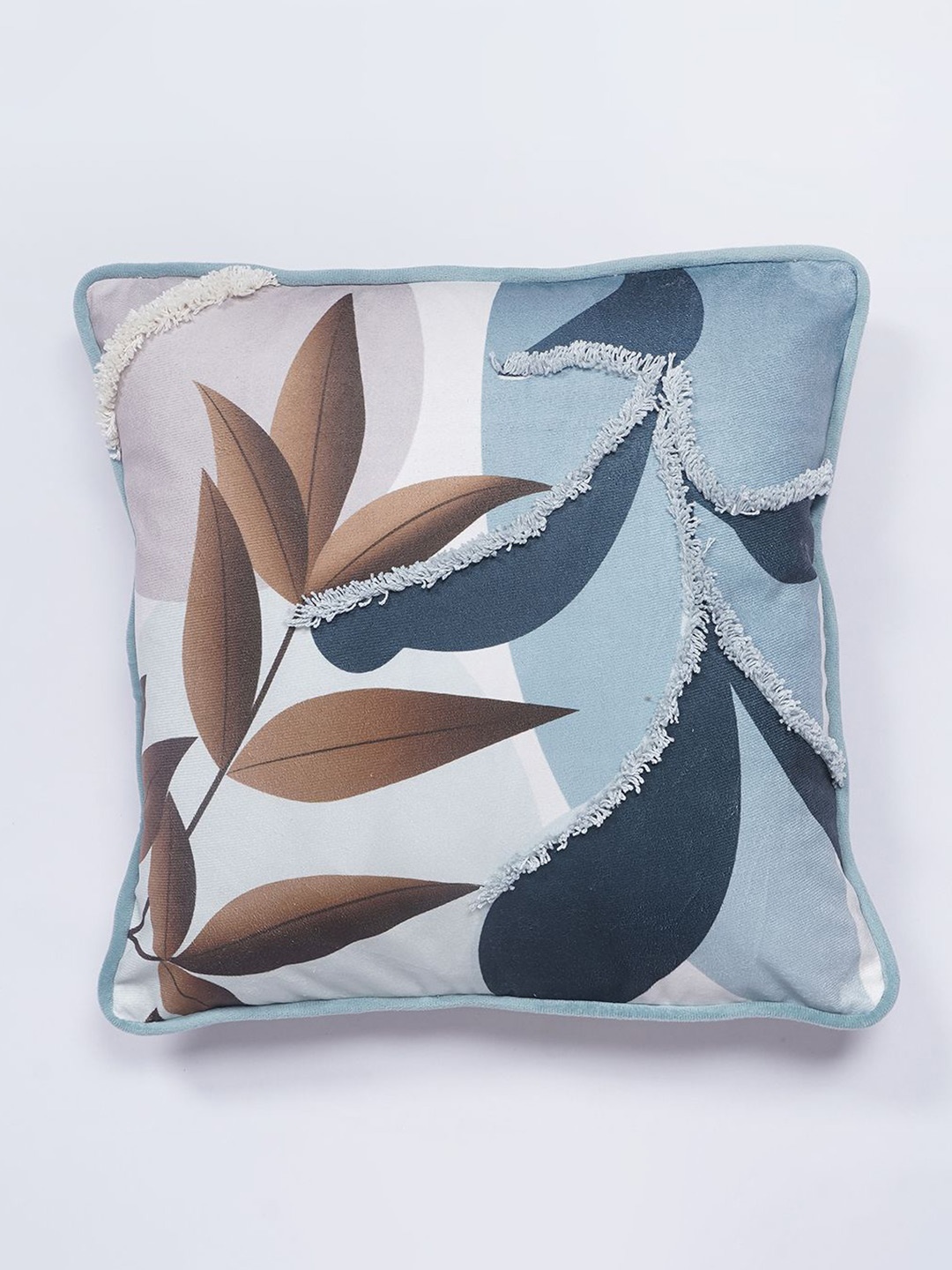 

SANSKRUTIHOMES White & Blue Floral Printed Velvet Square Cushion Covers