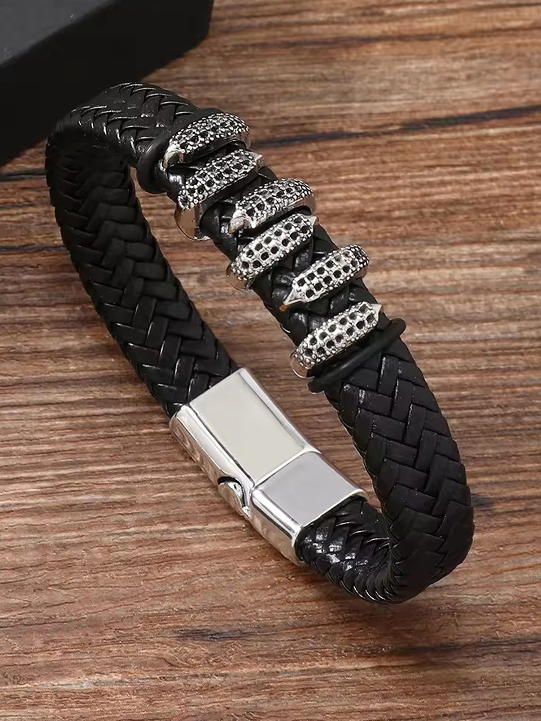 

Heer Collection Men Leather & Stainless Steel Wraparound Bracelet, Black
