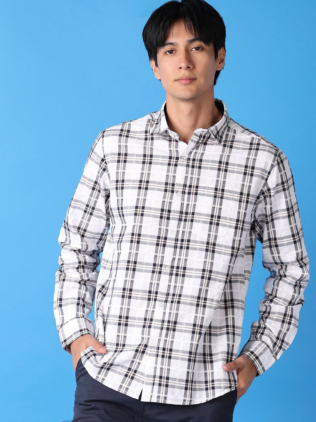 

V-Mart Men Classic Spread Collar Tartan Checked Cotton Casual Shirt, White