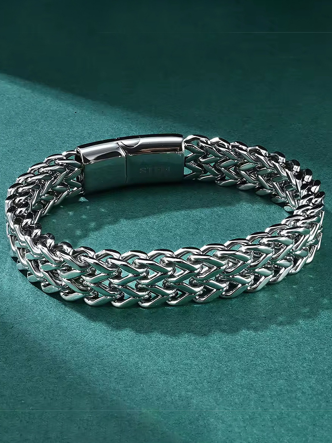 

Heer Collection Men Stainless Steel Link Bracelet, Silver