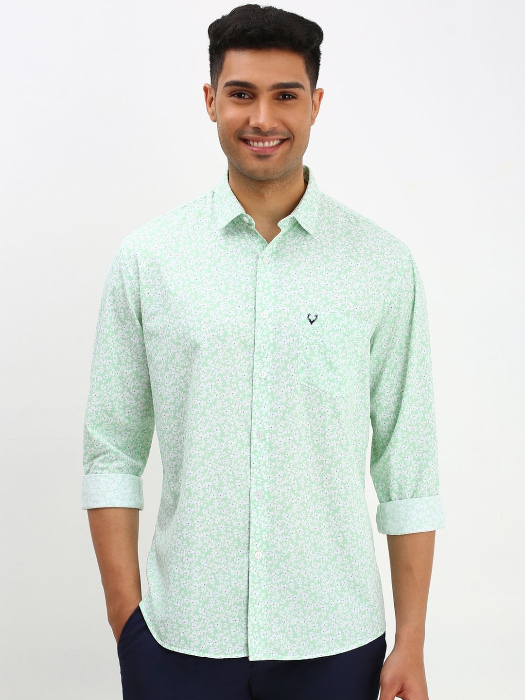 

Allen Solly Men Spread Collar Floral Printed Cotton Slim Fit Casual Shirt, Green