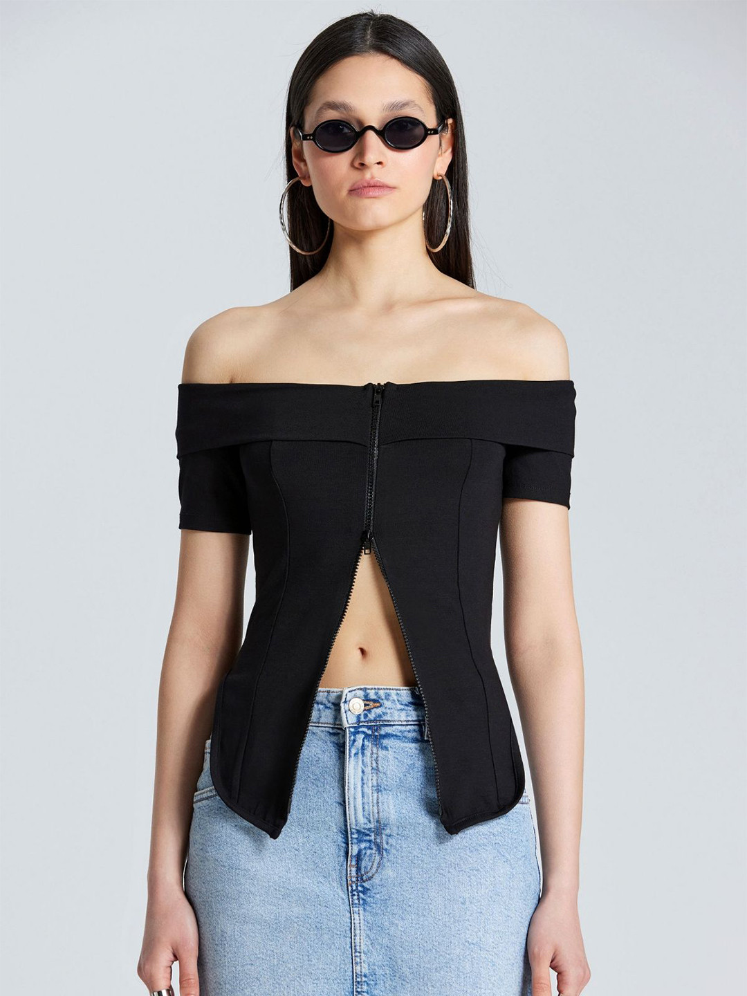 

ZOMODA Women Solid Off-Shoulder Top, Black