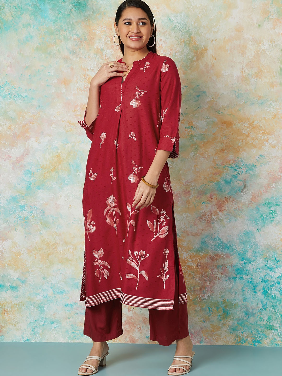 

Melange by Lifestyle Floral Printed Thread Work Mandarin Collar Straight Kurta, Red