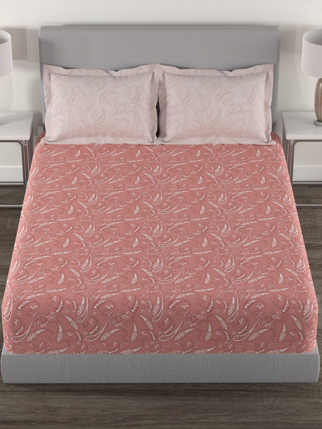 

TRIDENT Zaria Maroon Carnival Flat 144TC Queen Cotton Bedsheet Set