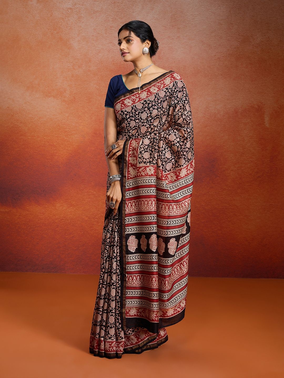 

Likha Ethnic Motifs Zari Block Print Saree with Unstitched Blouse, Black