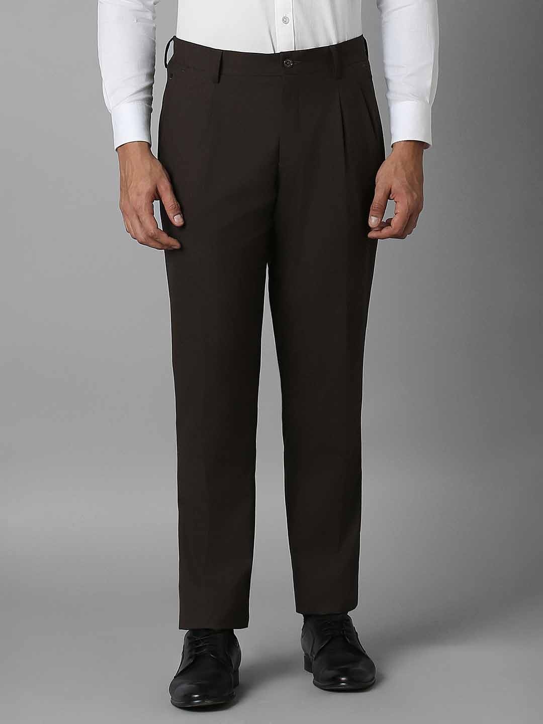 

Louis Philippe Men Checked Pleated Trousers, Brown