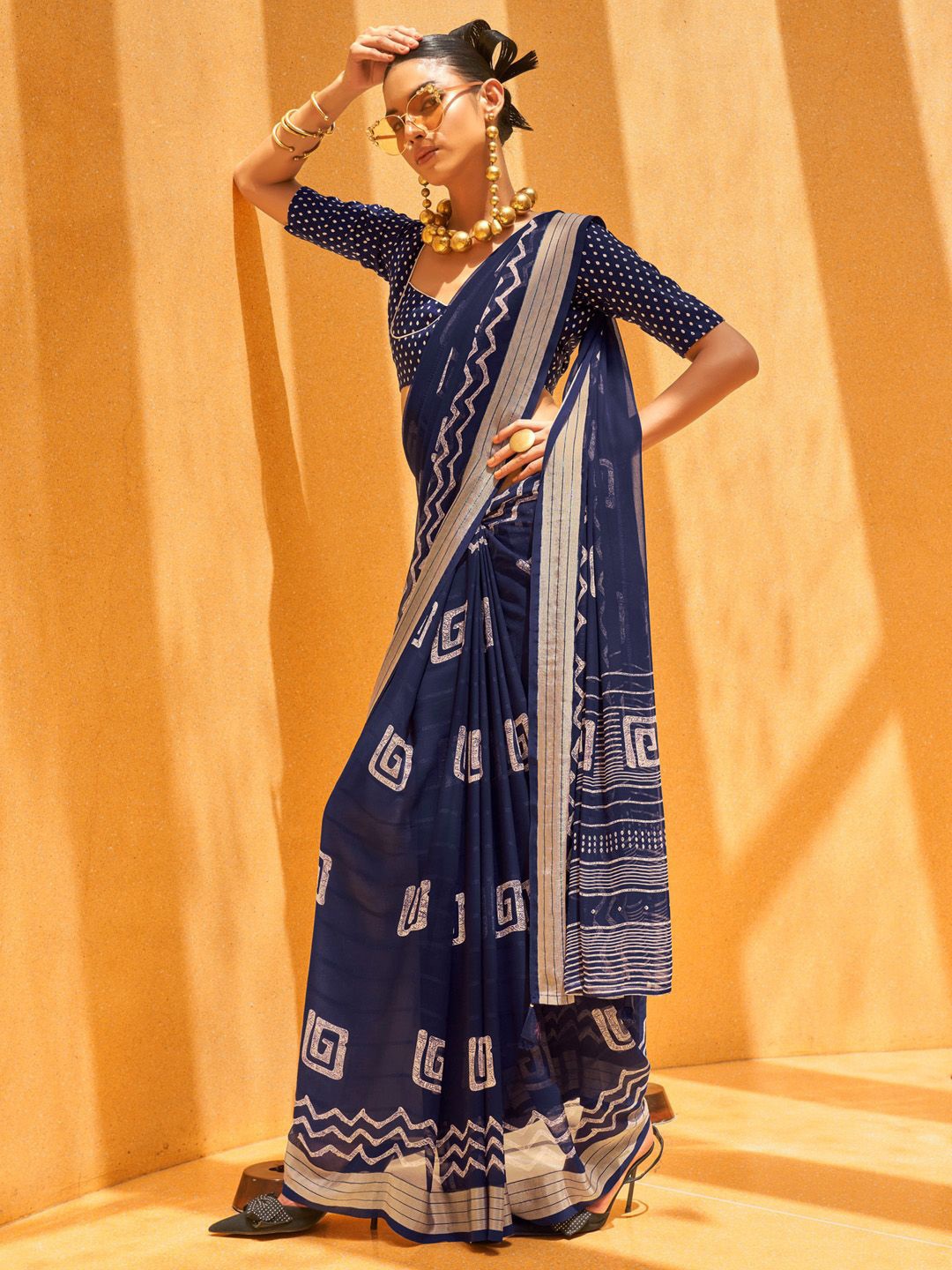 

Anouk Geometric Printed Saree With Blouse Piece, Navy blue