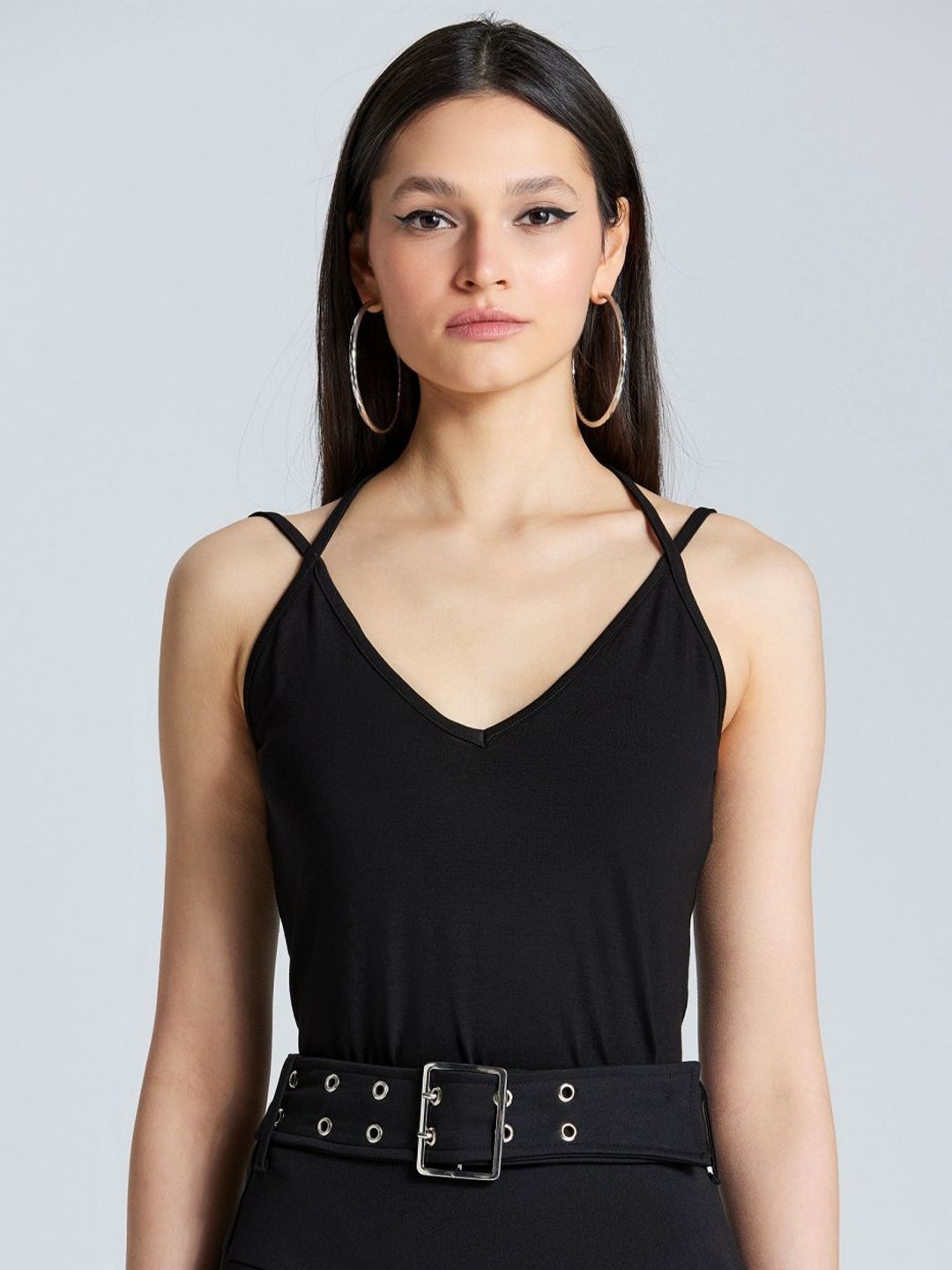 

ZOMODA Women Solid V-Neck Top, Black