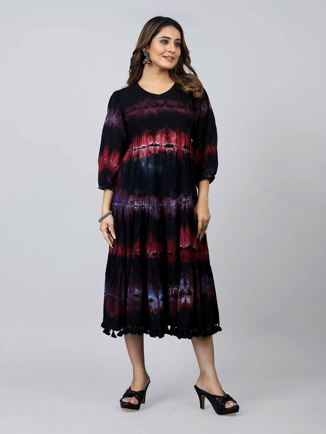 

SARRAS Abstract Printed Round Neck Bishop Sleeves Anarkali Kurta, Black