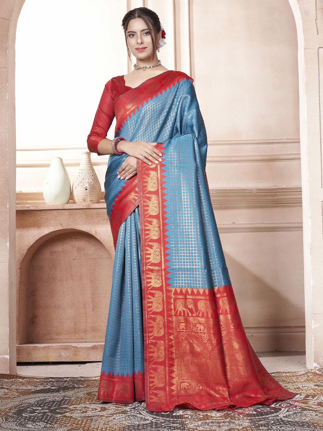 

KAYOMMI Ethnic Motifs Woven Design Zari Kanjeevaram Saree, Blue