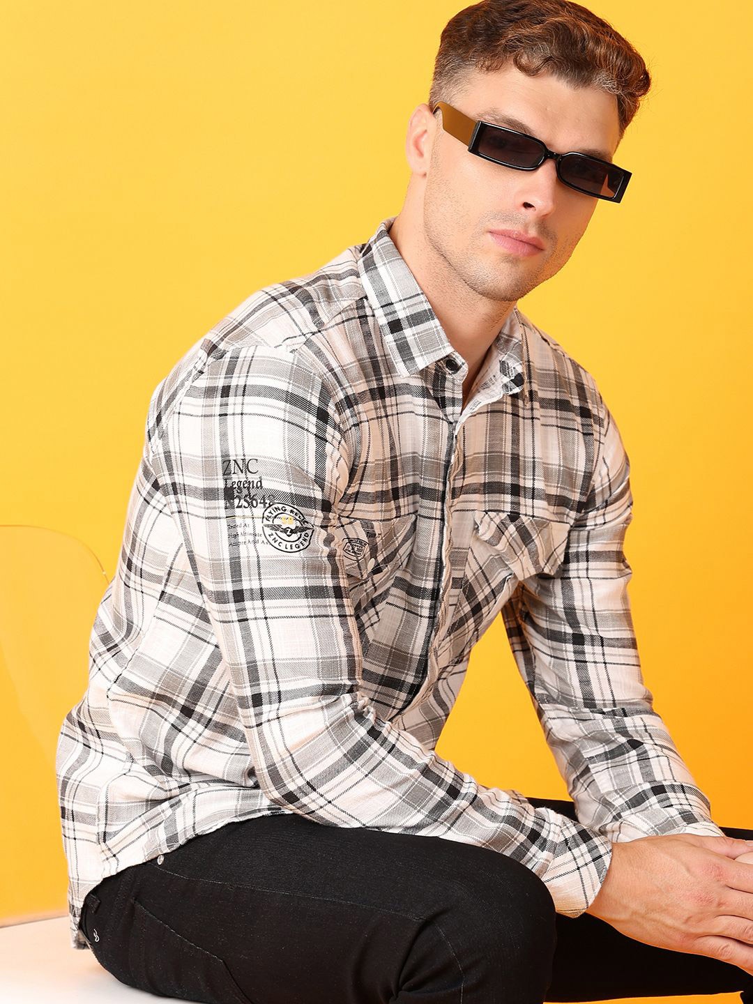 

V-Mart Men Classic Spread Collar Tartan Checked Cotton Slim Fit Casual Shirt, Beige