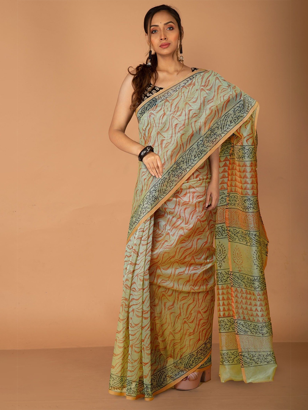 

Unnati Silks Ethnic Motifs Printed Block Print Saree, Green