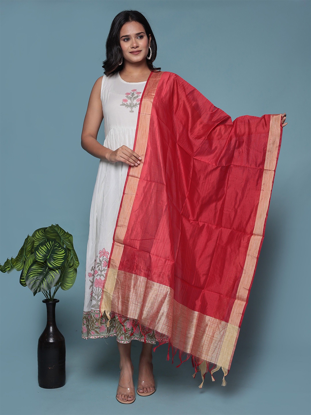 

Bohekant Chanderi Zari Border Dupatta, Red