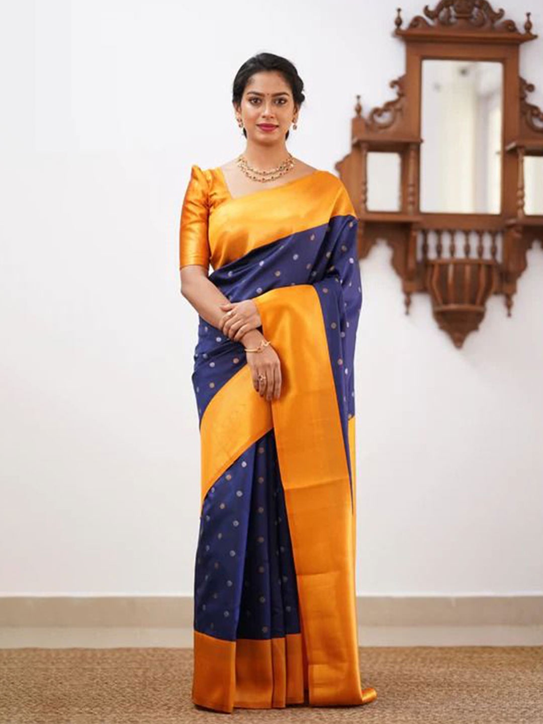 

Kriyansh Woven Design Zari Banarasi Saree, Blue