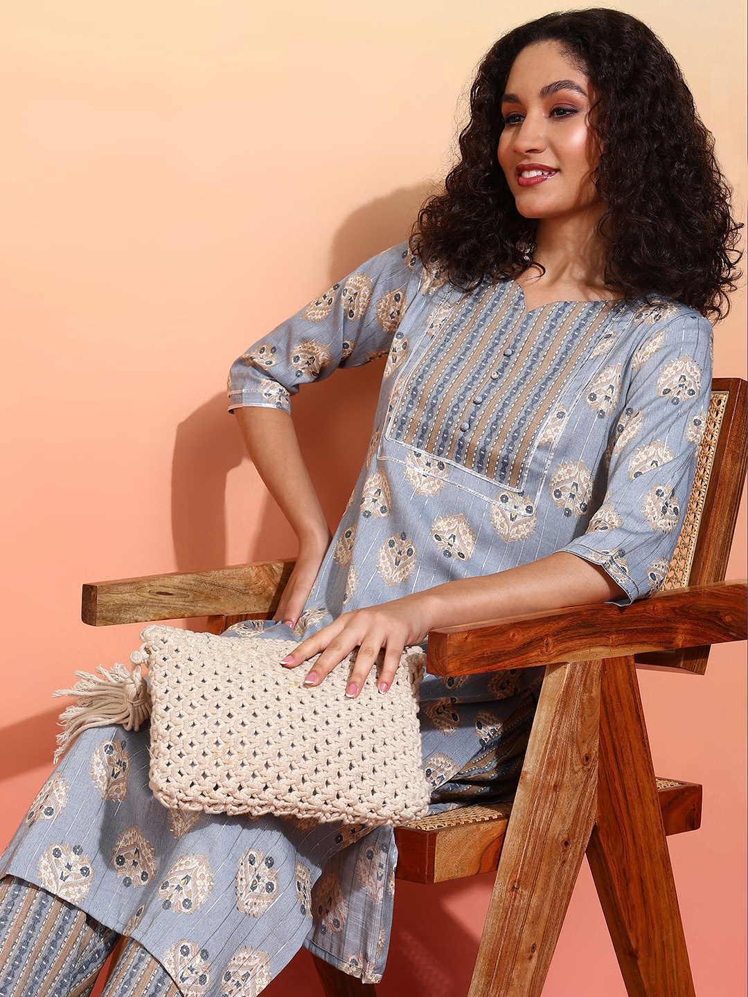 

V TRADITION Ethnic Motifs Printed Regular Gotta Patti Pure Cotton Kurta With Trousers, Grey