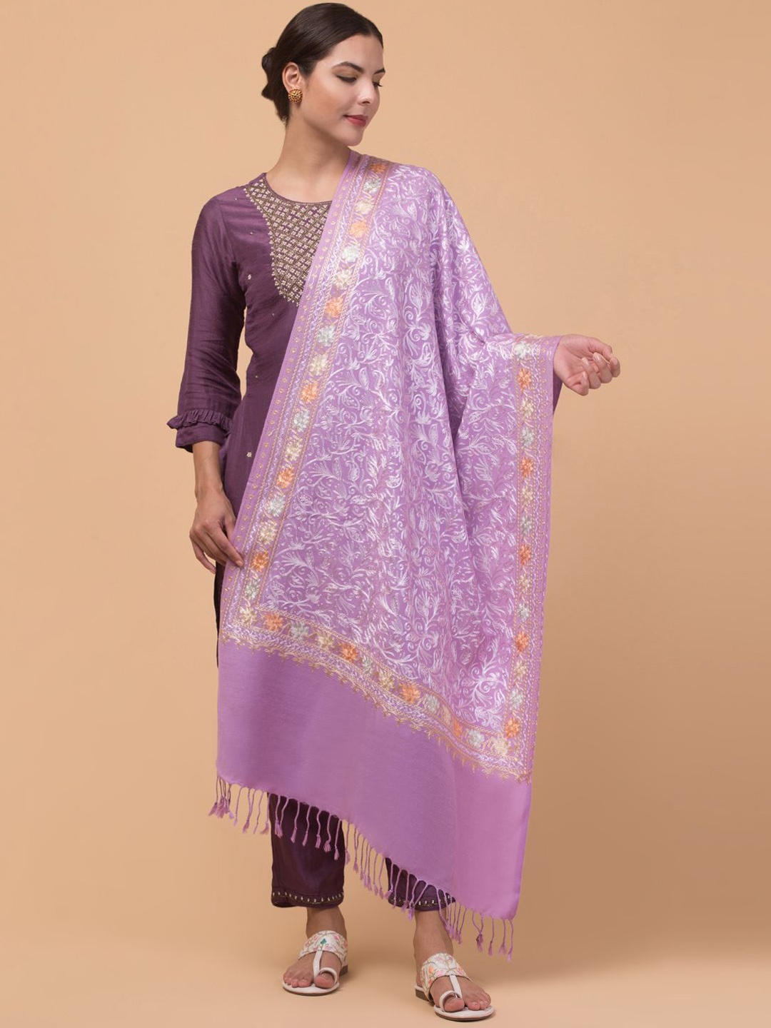 

Tweedle Floral Aari Embroidered Acrylic Woollen Shawl, Purple