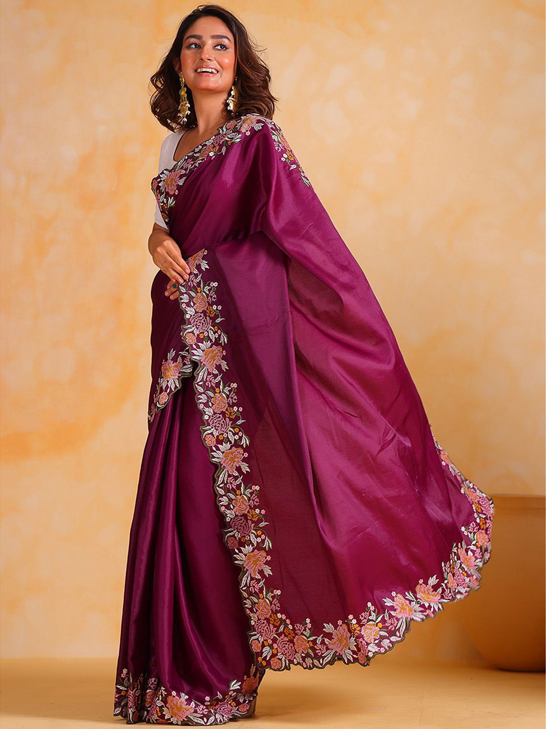 

Ishin Women Embroidered Tussar Saree, Purple