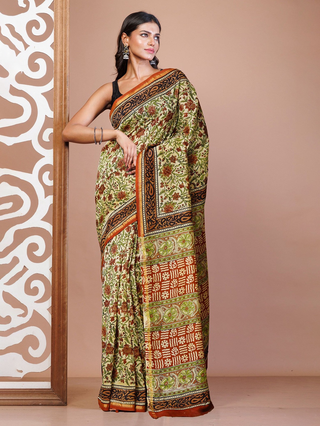 

Unnati Silks Ethnic Motifs Printed Zari Handloom Chanderi Saree, Cream