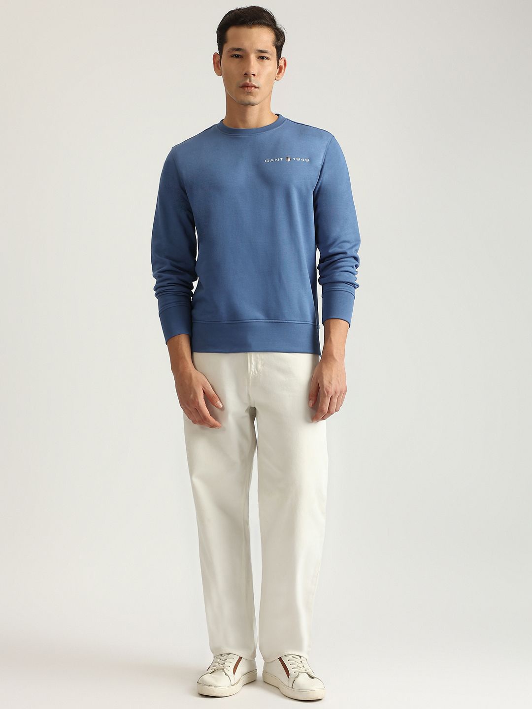 

GANT Men Solid Round Neck Cotton Pullover Sweatshirt, Blue