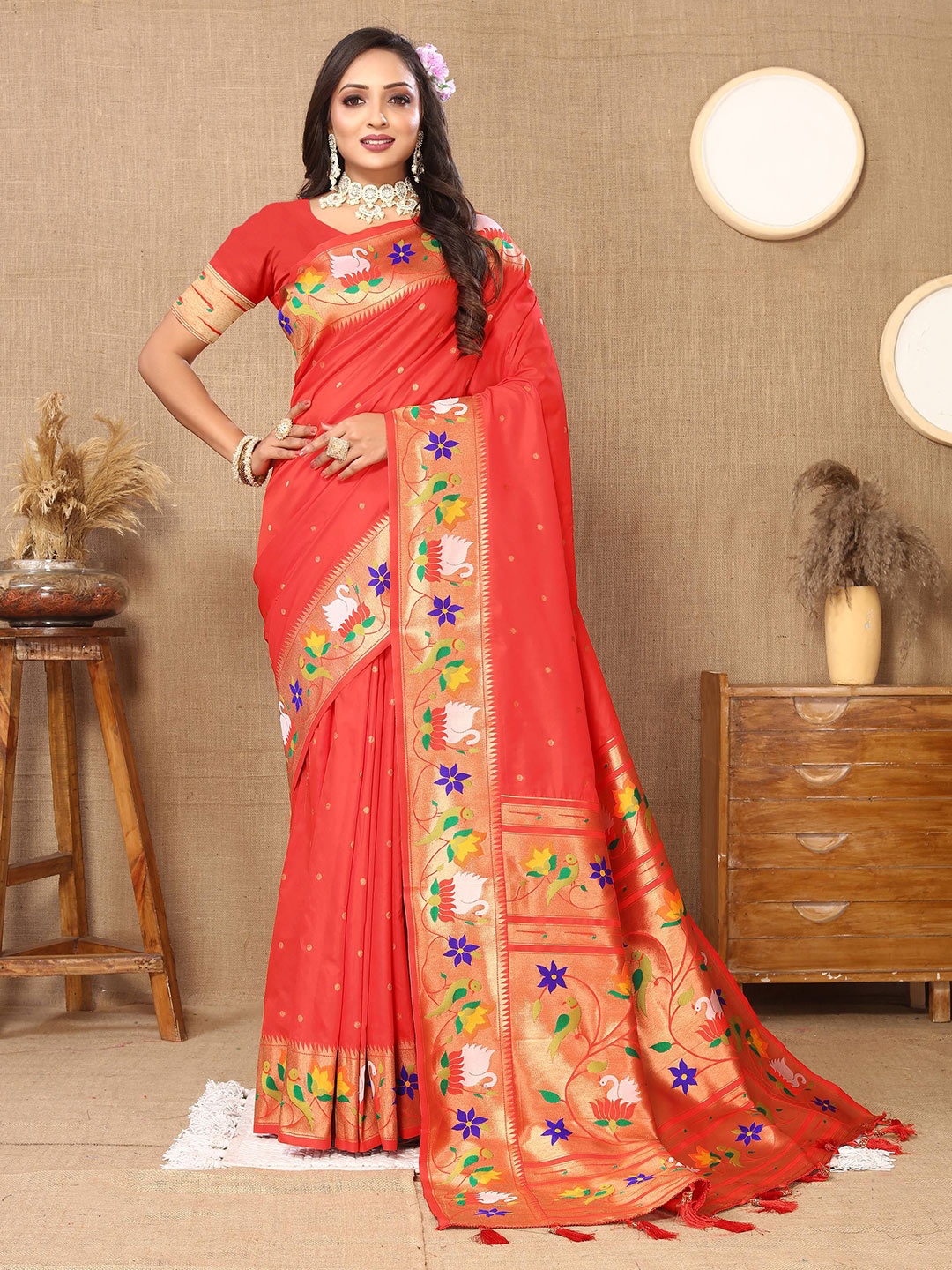 

Zeekha Kalamkari Zari Pure Silk Paithani Saree, Red