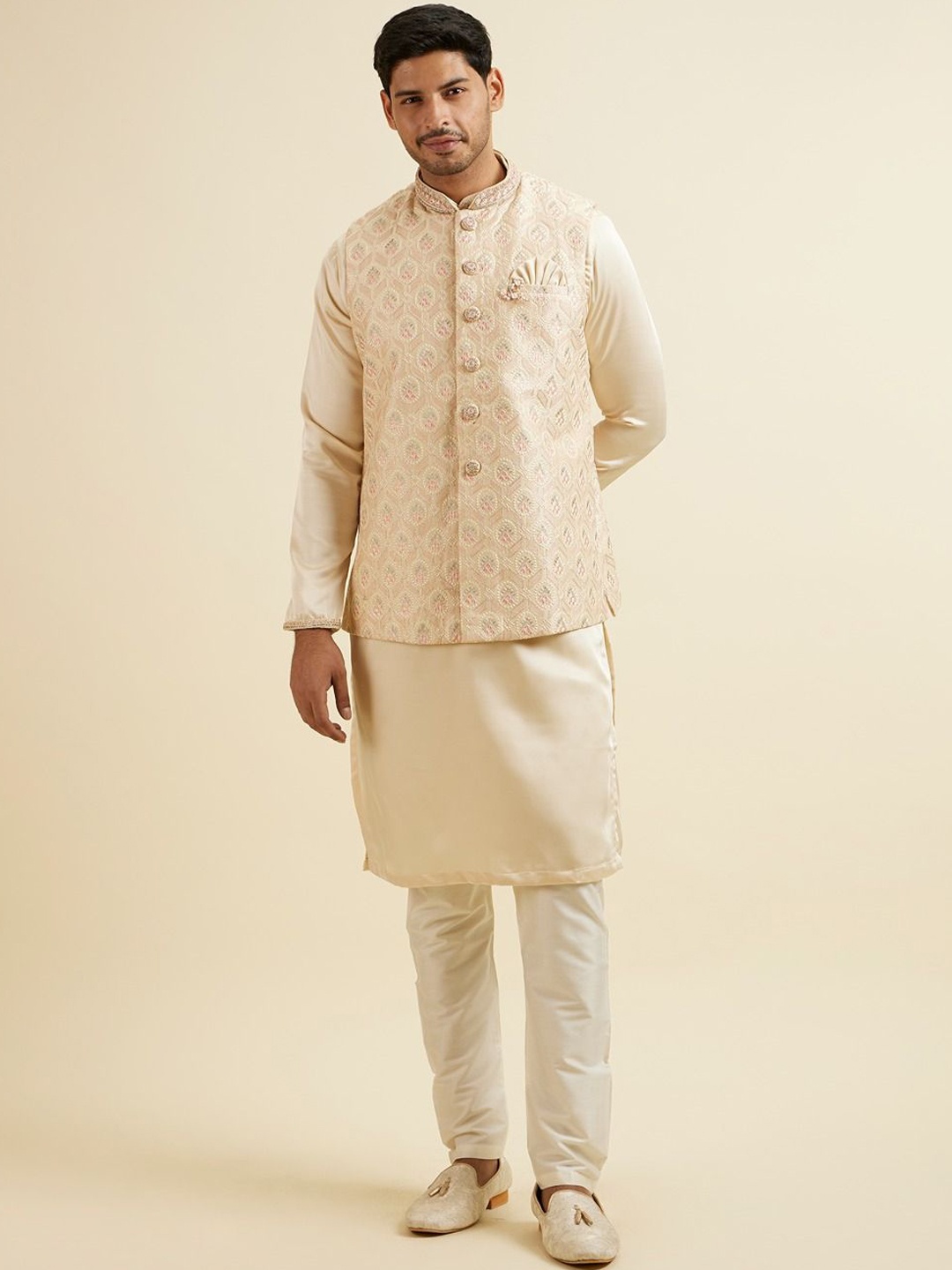 

Manyavar Men Regular Sequinned Kurta and Pyjamas with Jacket, Beige