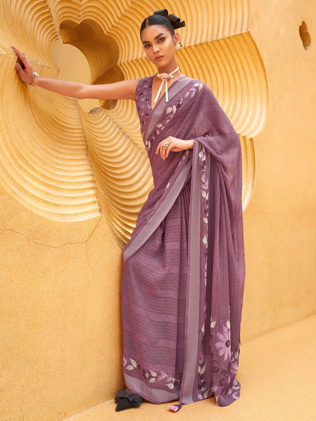 

Anouk Ethnic Motifs Printed Saree With Blouse Piece, Mauve