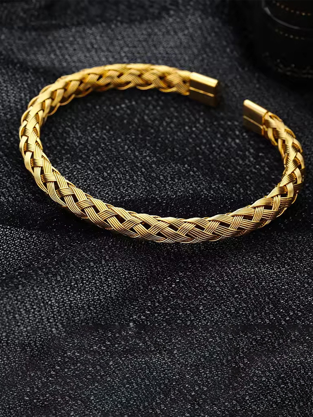 

Heer Collection Men Stainless Steel Cuff Bracelet, Gold
