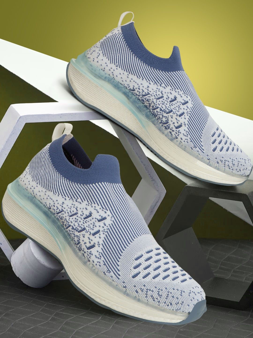 

SPRENGE Men Woven Design Slip-On Sneakers, Blue