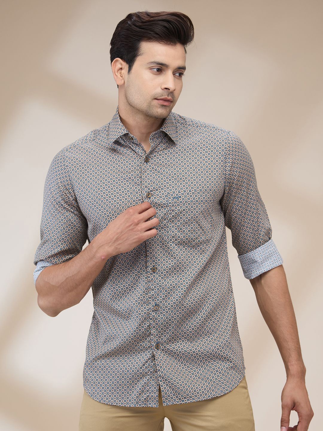 

ColorPlus Men Spread Collar Geometric Printed Cotton Casual Shirt, Green