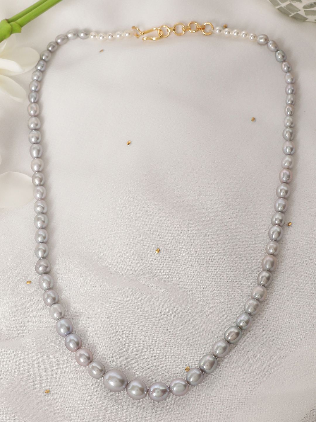 

XAGO Gold-Plated Statement Pearls Beaded Necklace