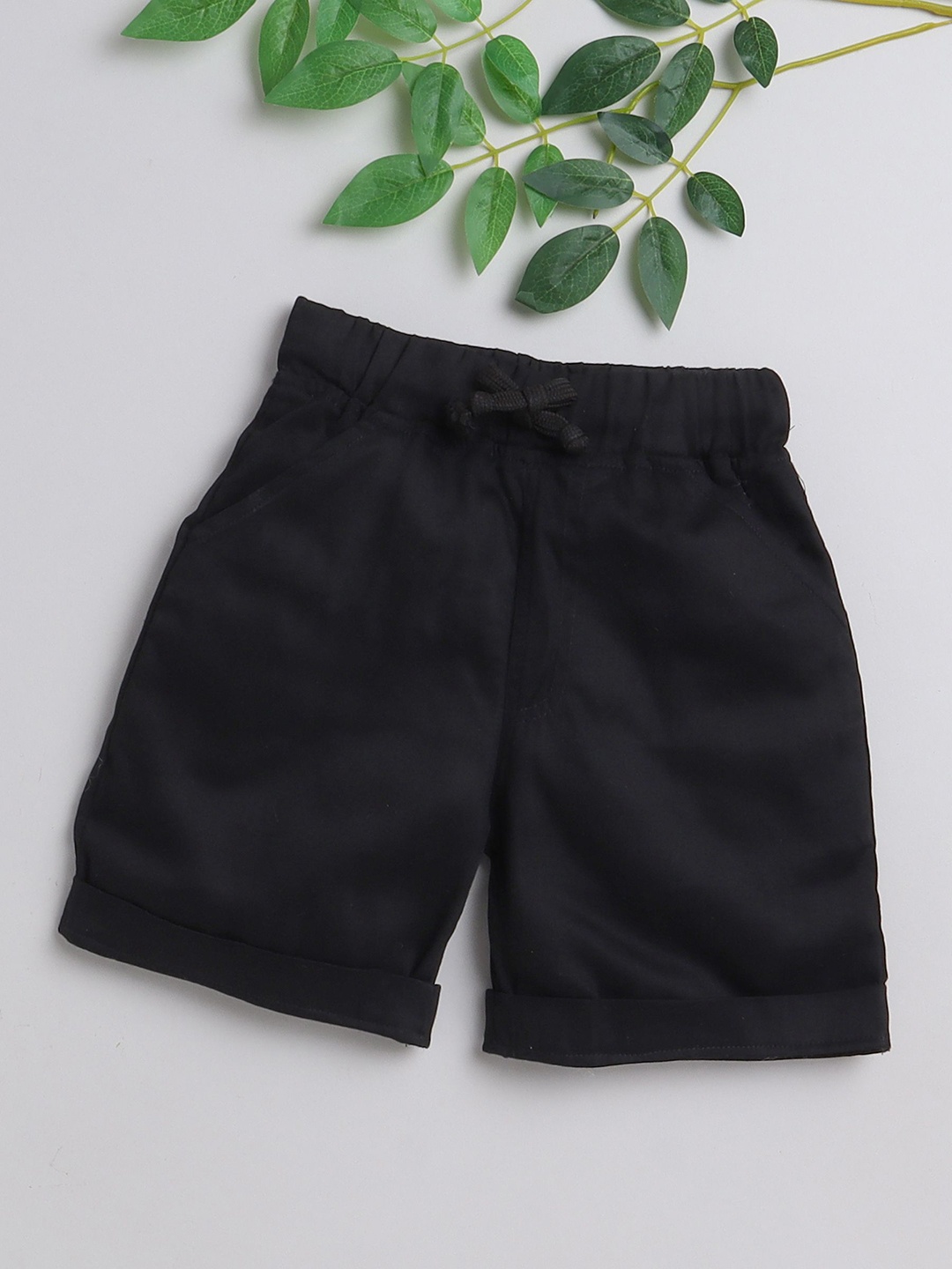 

BAATCHEET Unisex Kids Shorts, Black