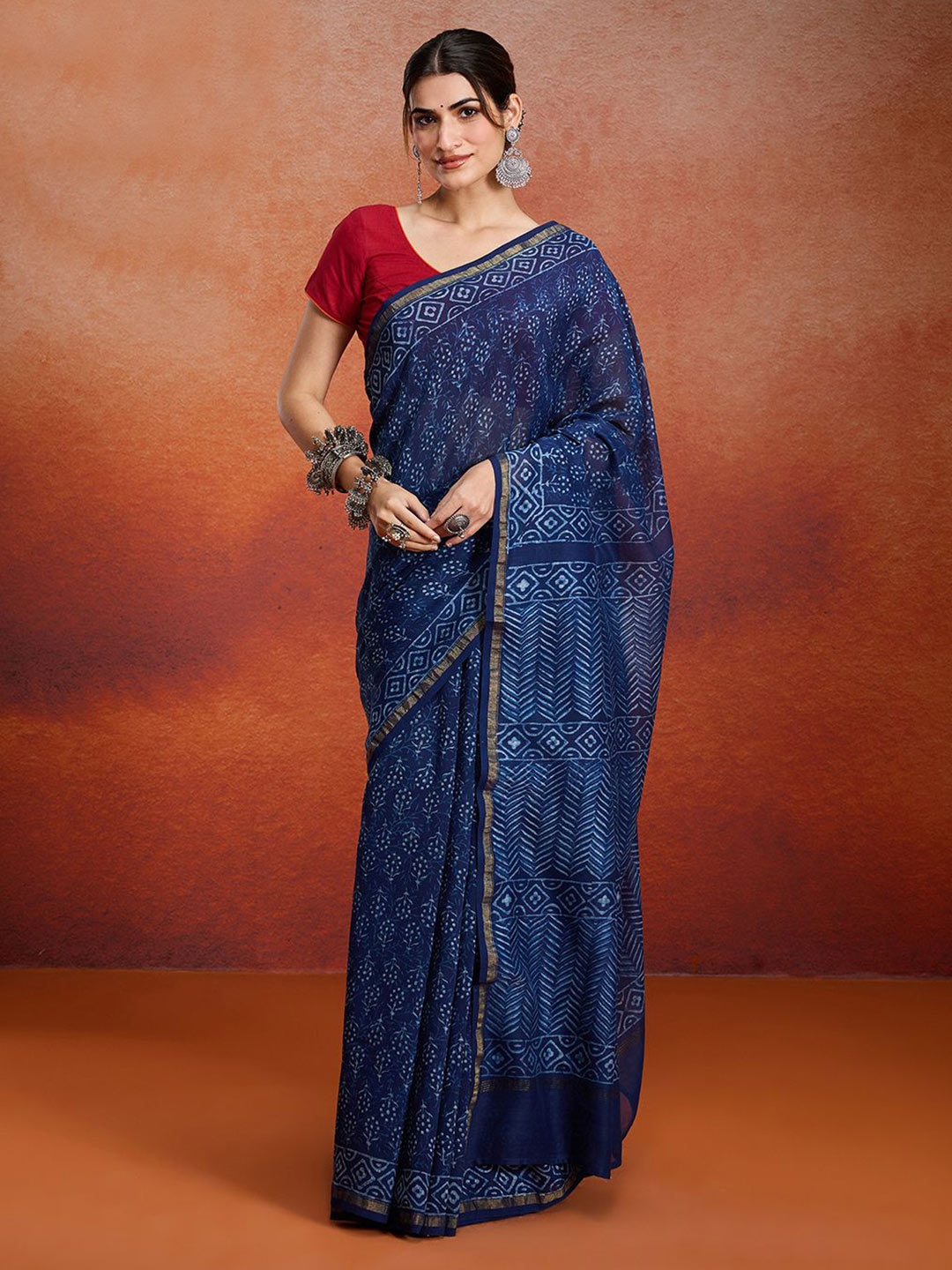 

Likha Ethnic Motifs Zari Block Print Saree, Navy blue