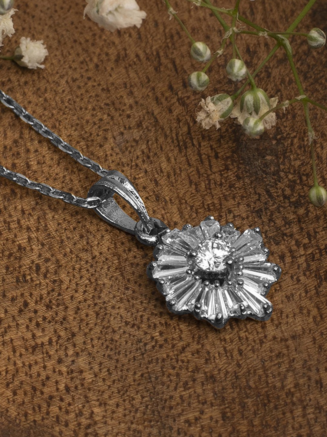 

XPNSV Silver Plated Cubic Zirconia Studded Pendant with Chain