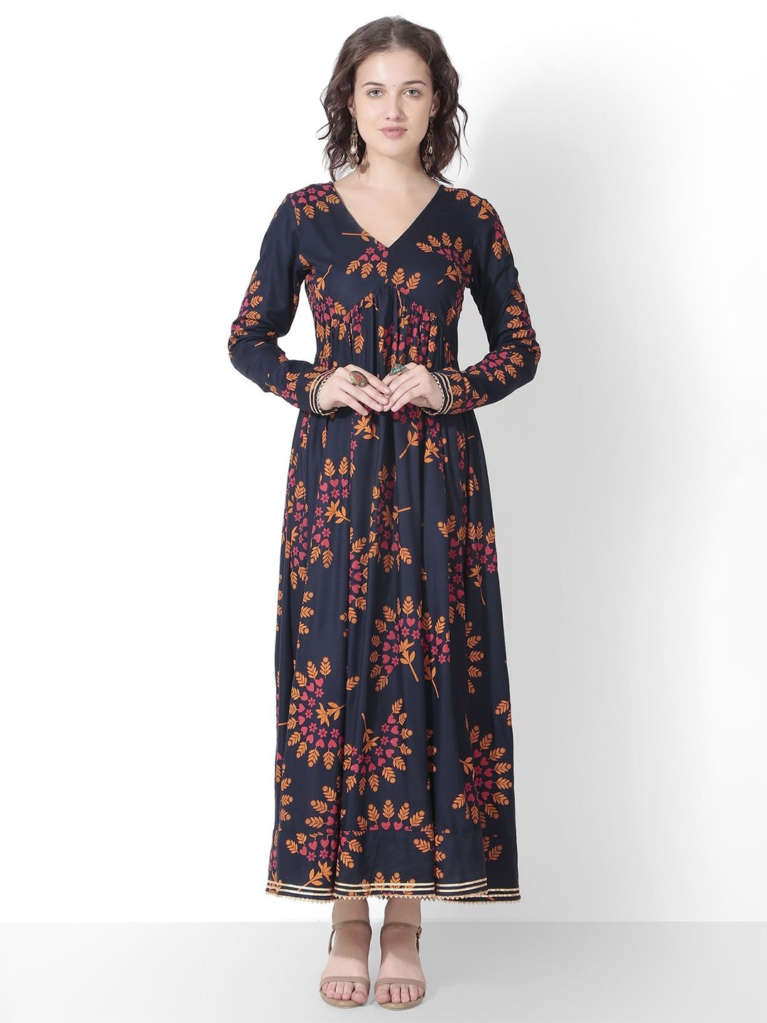 

Seryeon Floral Printed V-Neck Full Sleeves Maxi Dress, Black